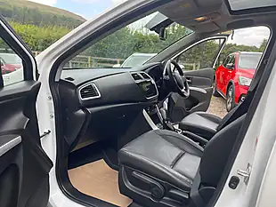 Used 2016 Suzuki SX4 S-Cross SZ5 White - Interior and Exterior details 20