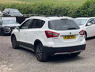 Used 2016 Suzuki SX4 S-Cross SZ5 White - Interior and Exterior details 6
