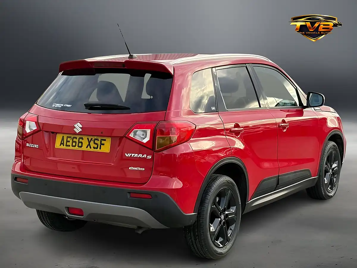 Used 2016 Suzuki Vitara S Allgrip Red - Interior and Exterior details 4