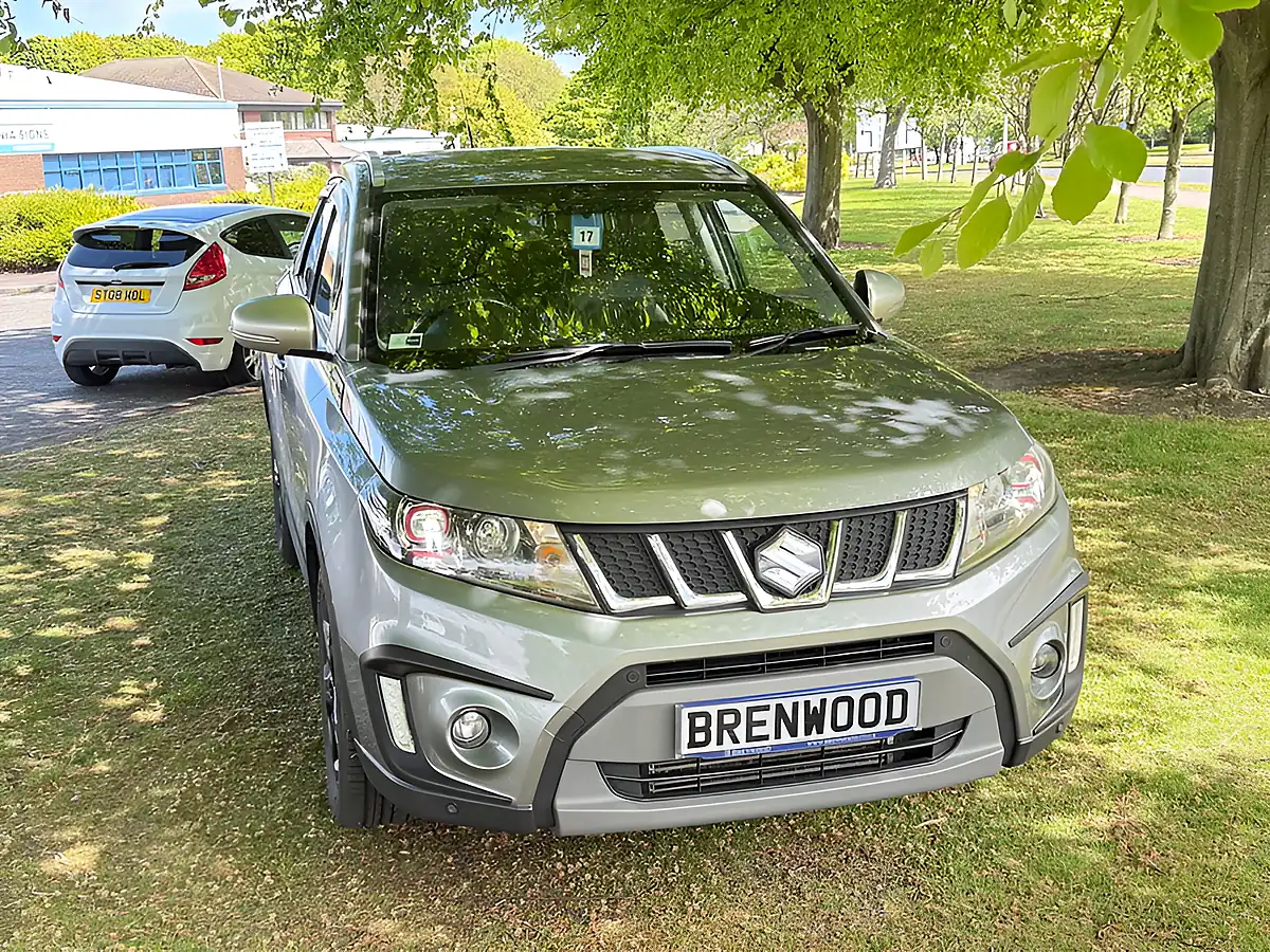 Used 2016 Suzuki Vitara S Grey - Interior and Exterior details 2