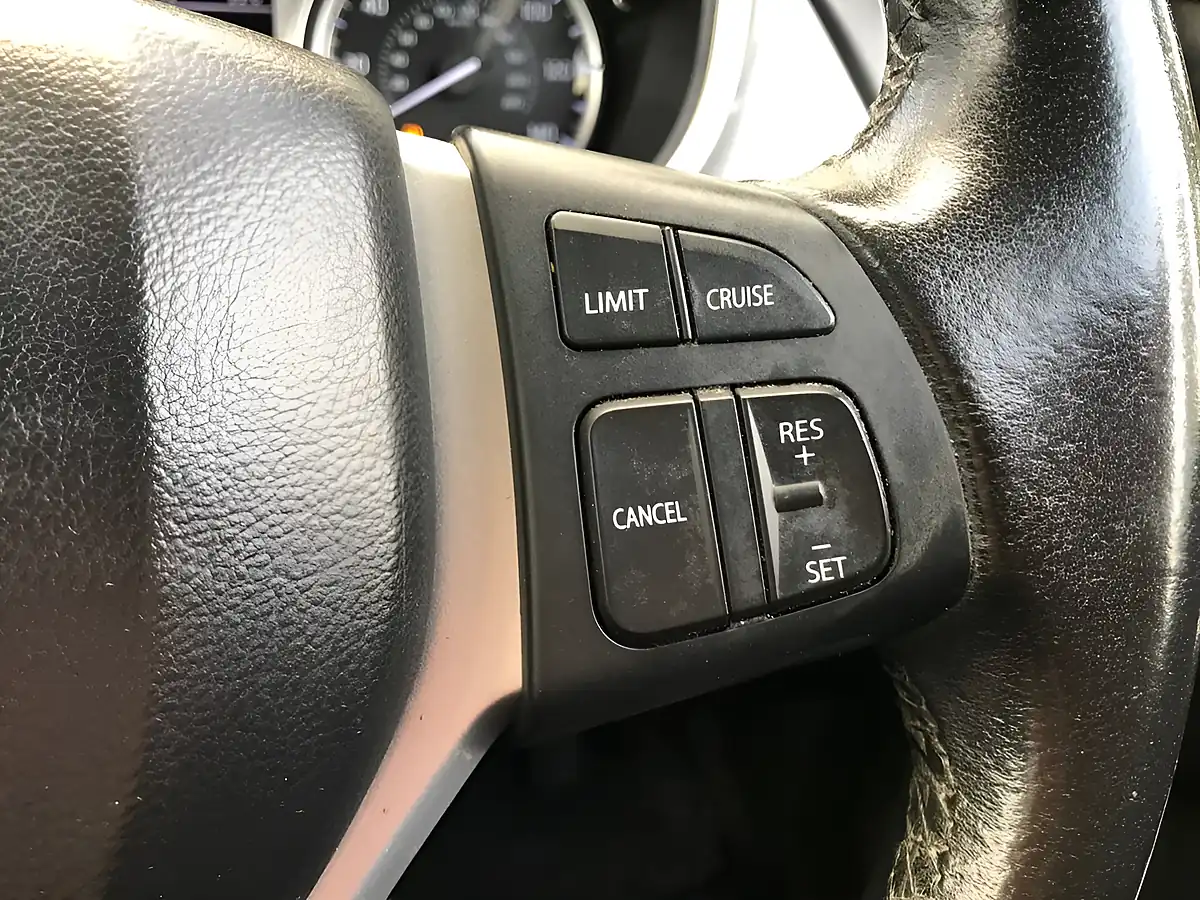 Used 2016 Suzuki Vitara Sz-T Black - Interior and Exterior details 13