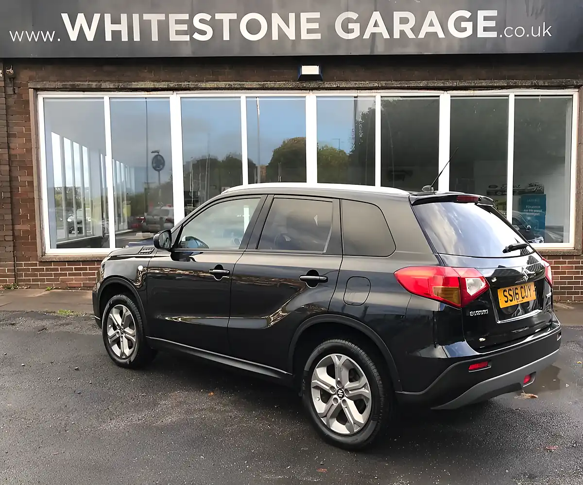 Used 2016 Suzuki Vitara Sz-T Black - Interior and Exterior details 4