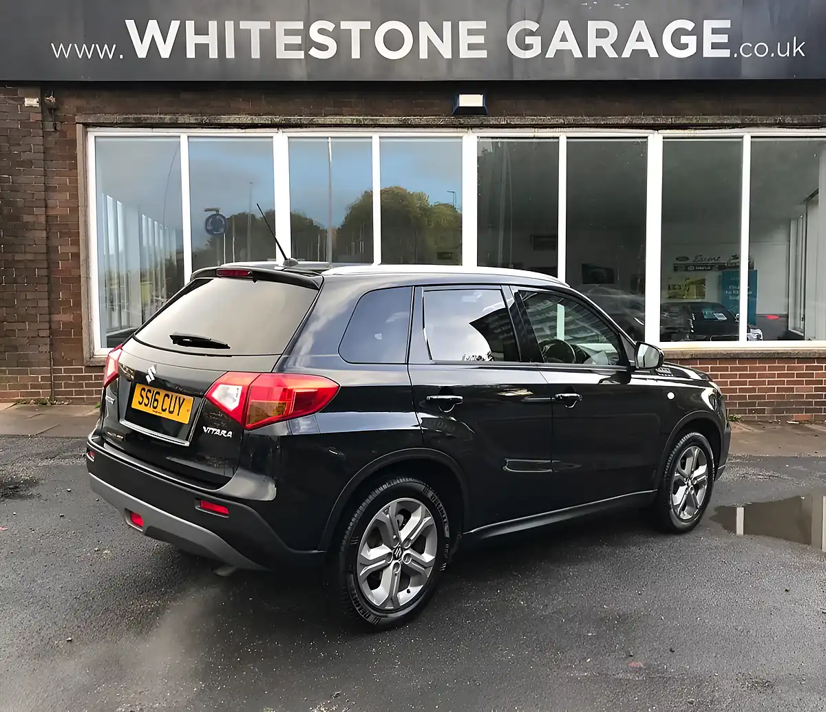 Used 2016 Suzuki Vitara Sz-T Black - Interior and Exterior details 5