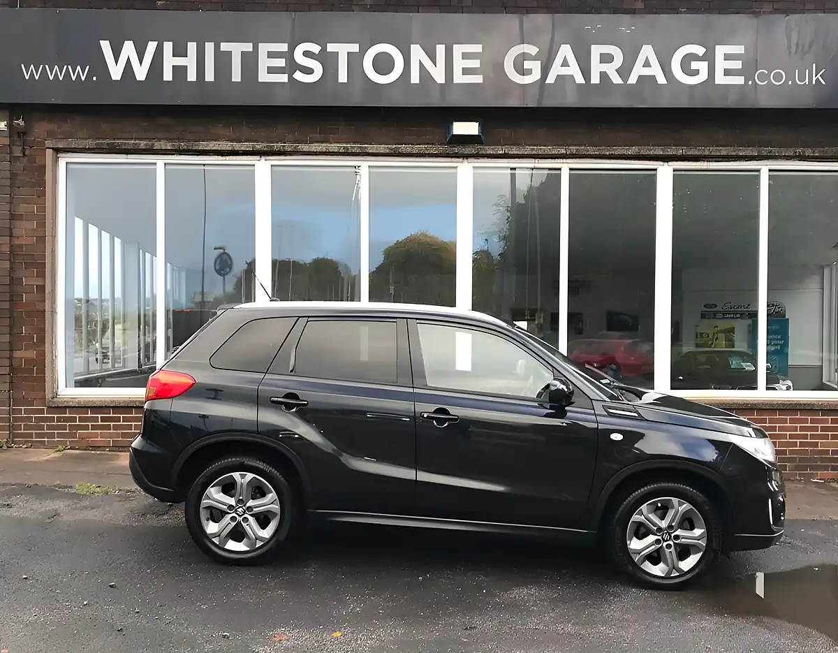 Used 2016 Suzuki Vitara Sz-T Black - Interior and Exterior details 6