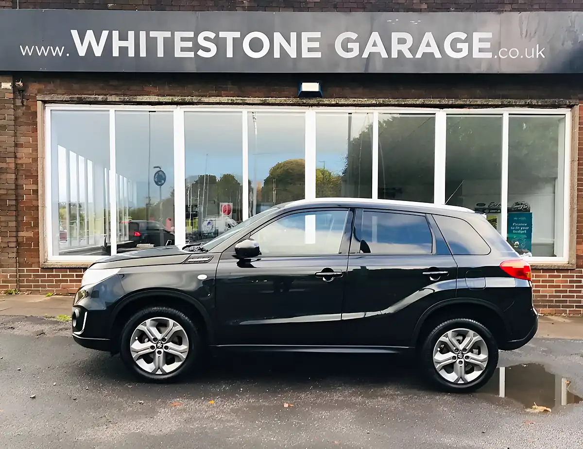Used 2016 Suzuki Vitara Sz-T Black - Interior and Exterior details 7