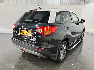 Used 2016 Suzuki Vitara Sz-T Black - Interior and Exterior details 13