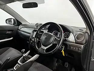 Used 2016 Suzuki Vitara Sz-T Black - Interior and Exterior details 19