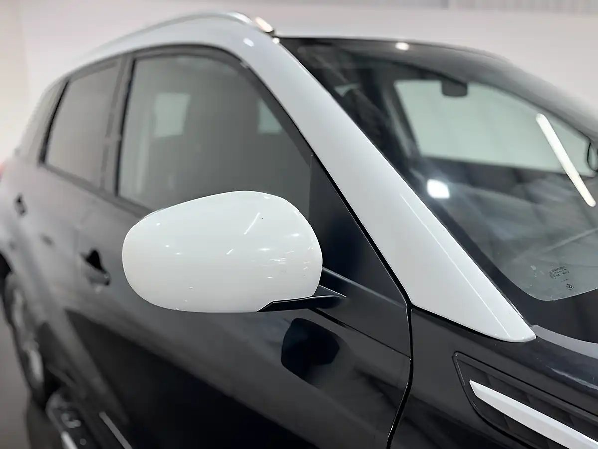 Used 2016 Suzuki Vitara Sz-T Black - Interior and Exterior details 7