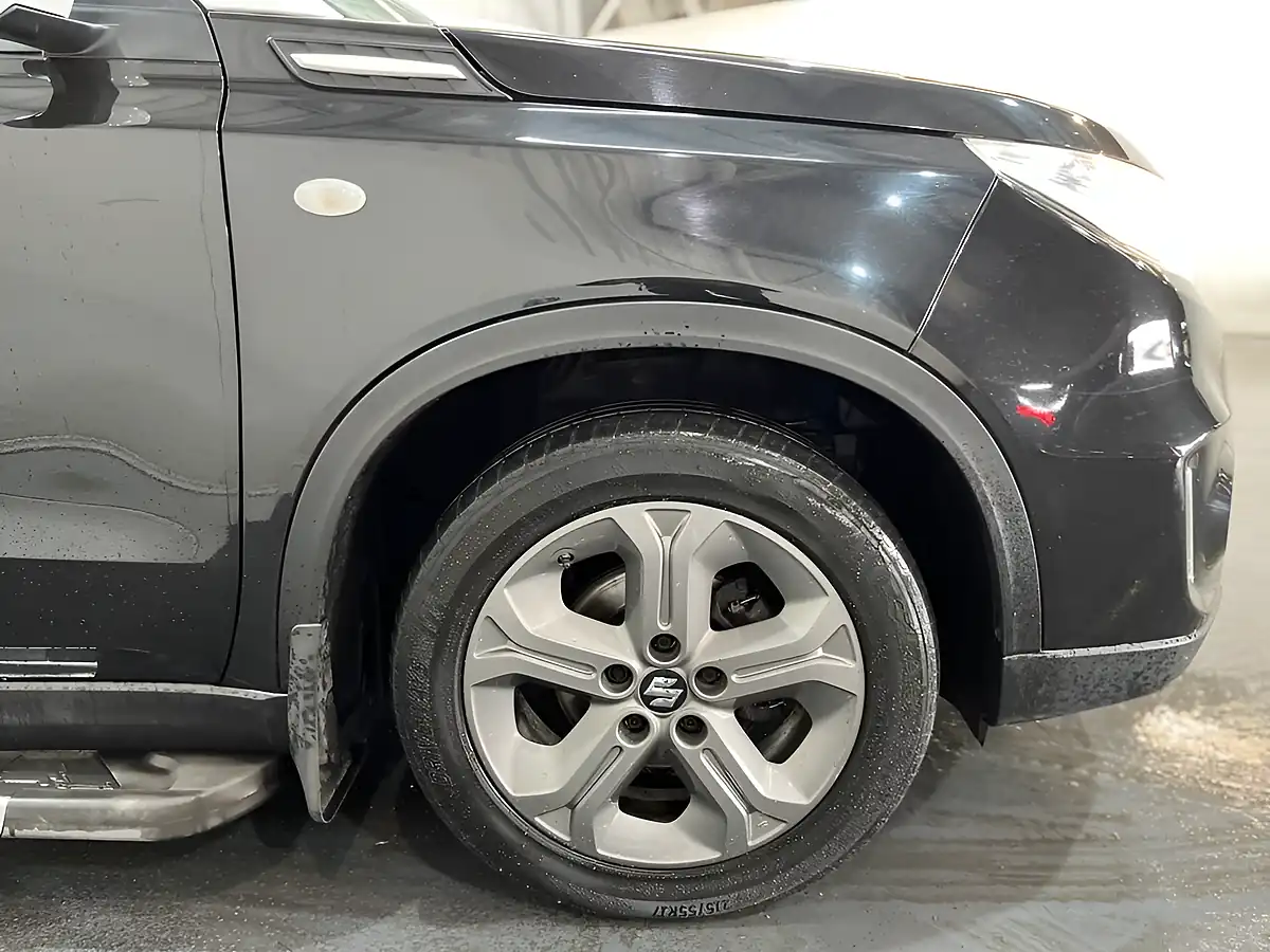 Used 2016 Suzuki Vitara Sz-T Black - Interior and Exterior details 9
