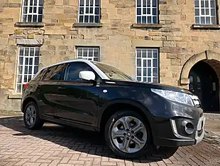 Used 2016 Suzuki Vitara Sz-T Black - Interior and Exterior details 8