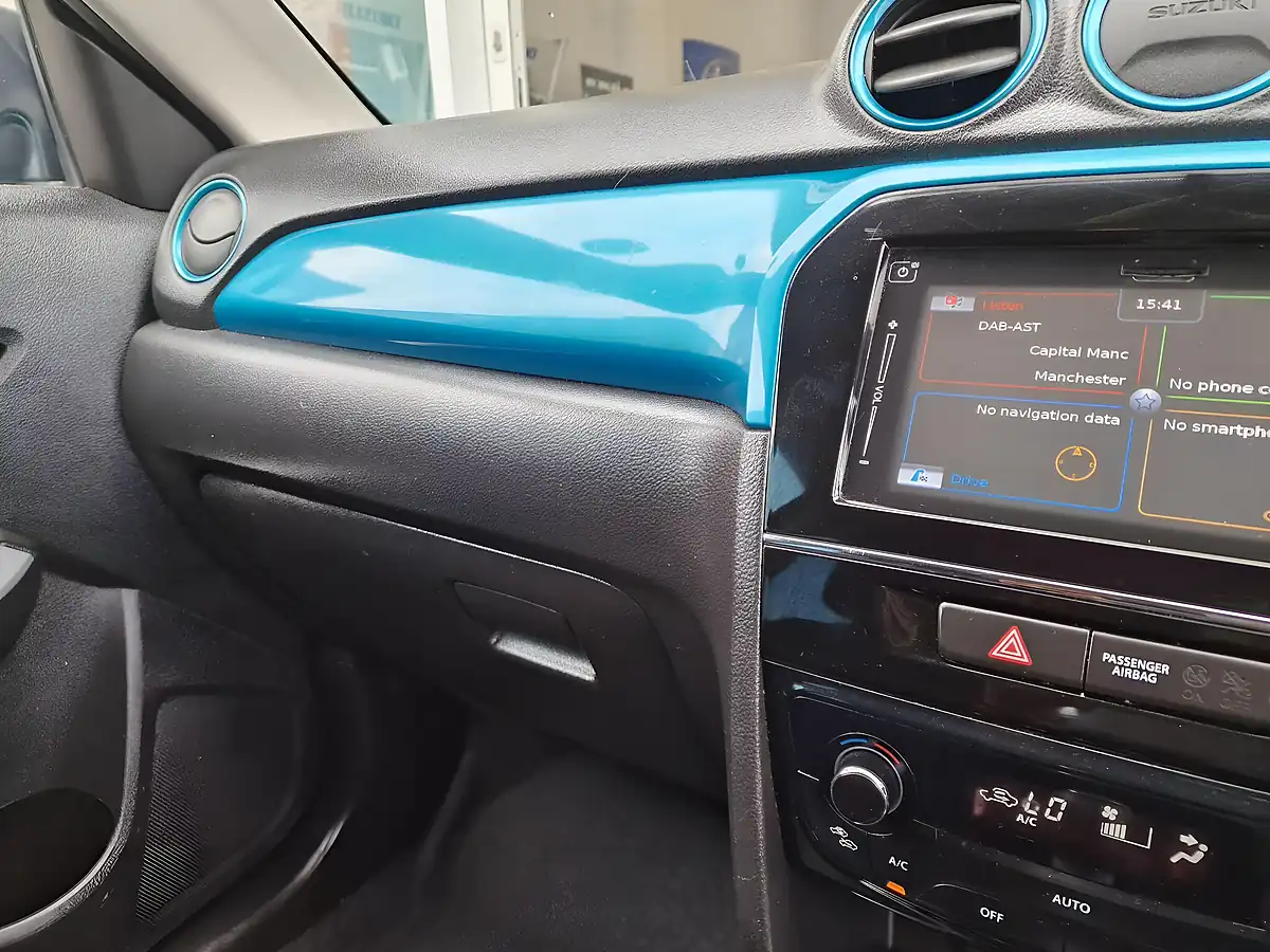 Used 2016 Suzuki Vitara Sz-T Blue - Interior and Exterior details 15