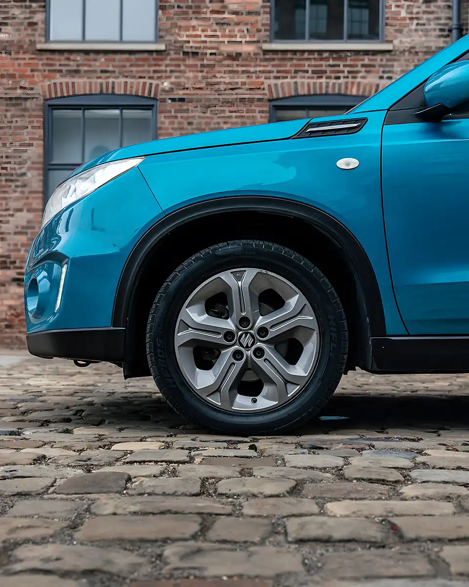 Used 2016 Suzuki Vitara Sz-T Blue - Interior and Exterior details 10