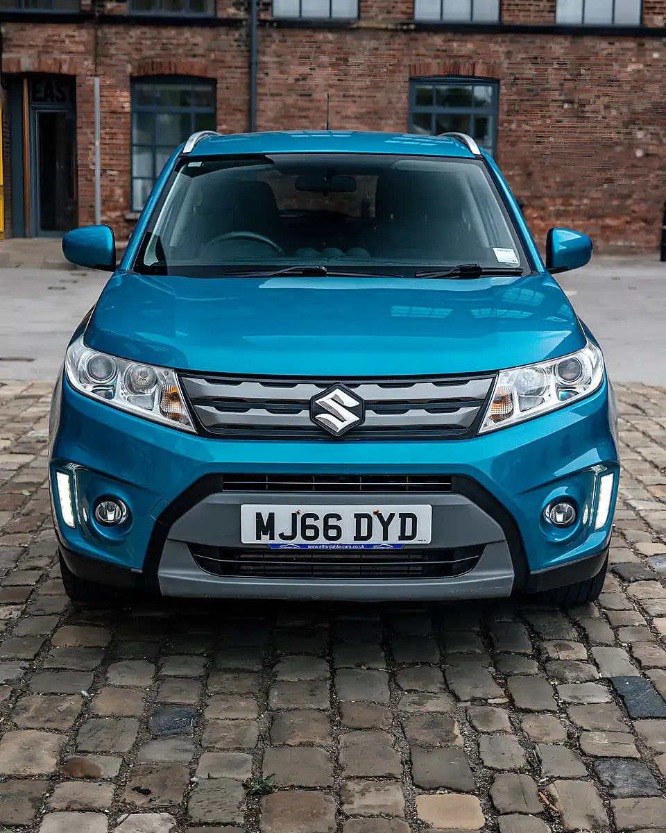 Used 2016 Suzuki Vitara Sz-T Blue - Interior and Exterior details 5