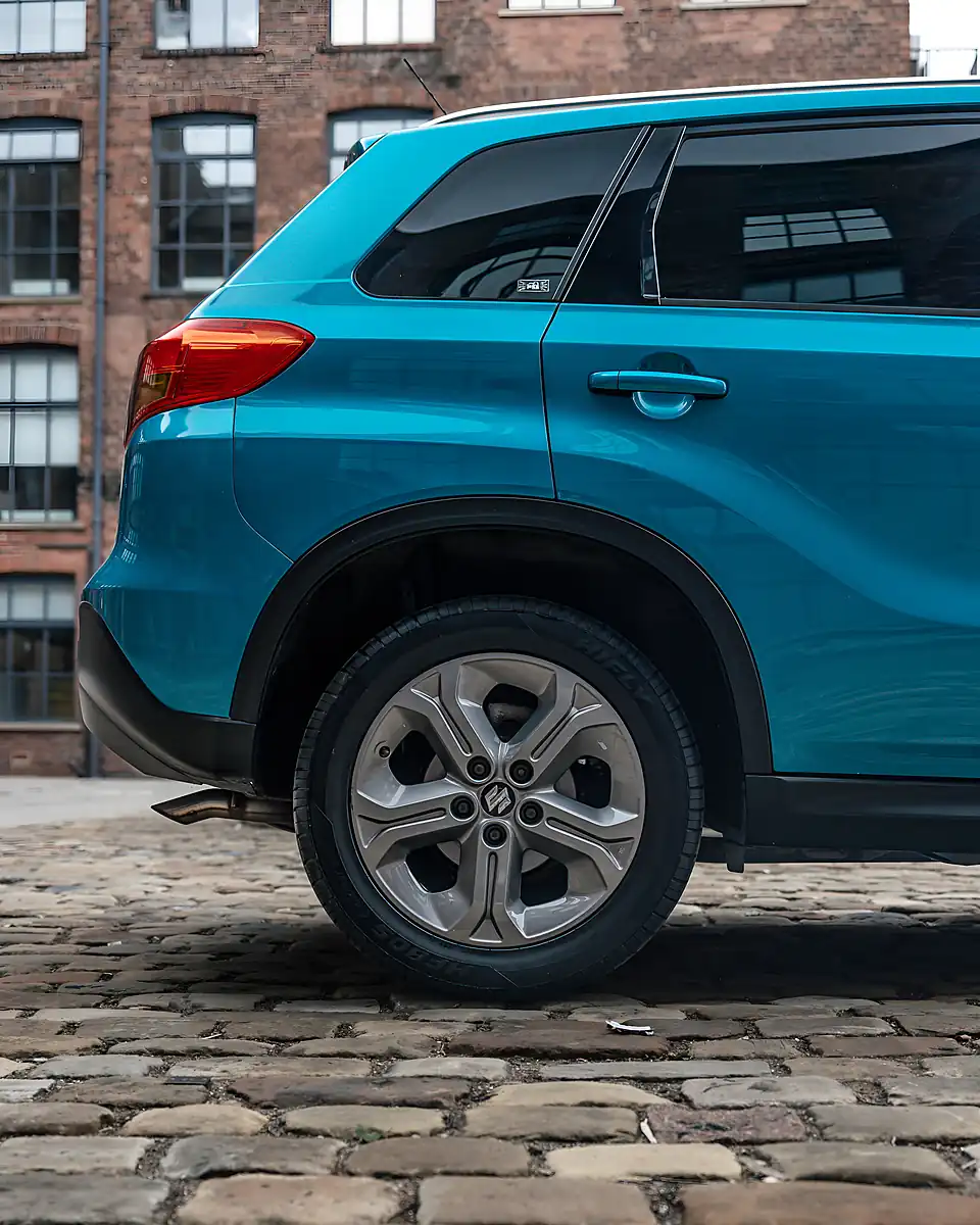 Used 2016 Suzuki Vitara Sz-T Blue - Interior and Exterior details 8