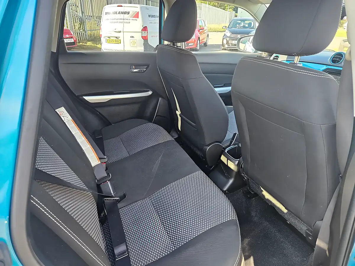Used 2016 Suzuki Vitara Sz-T Blue - Interior and Exterior details 10