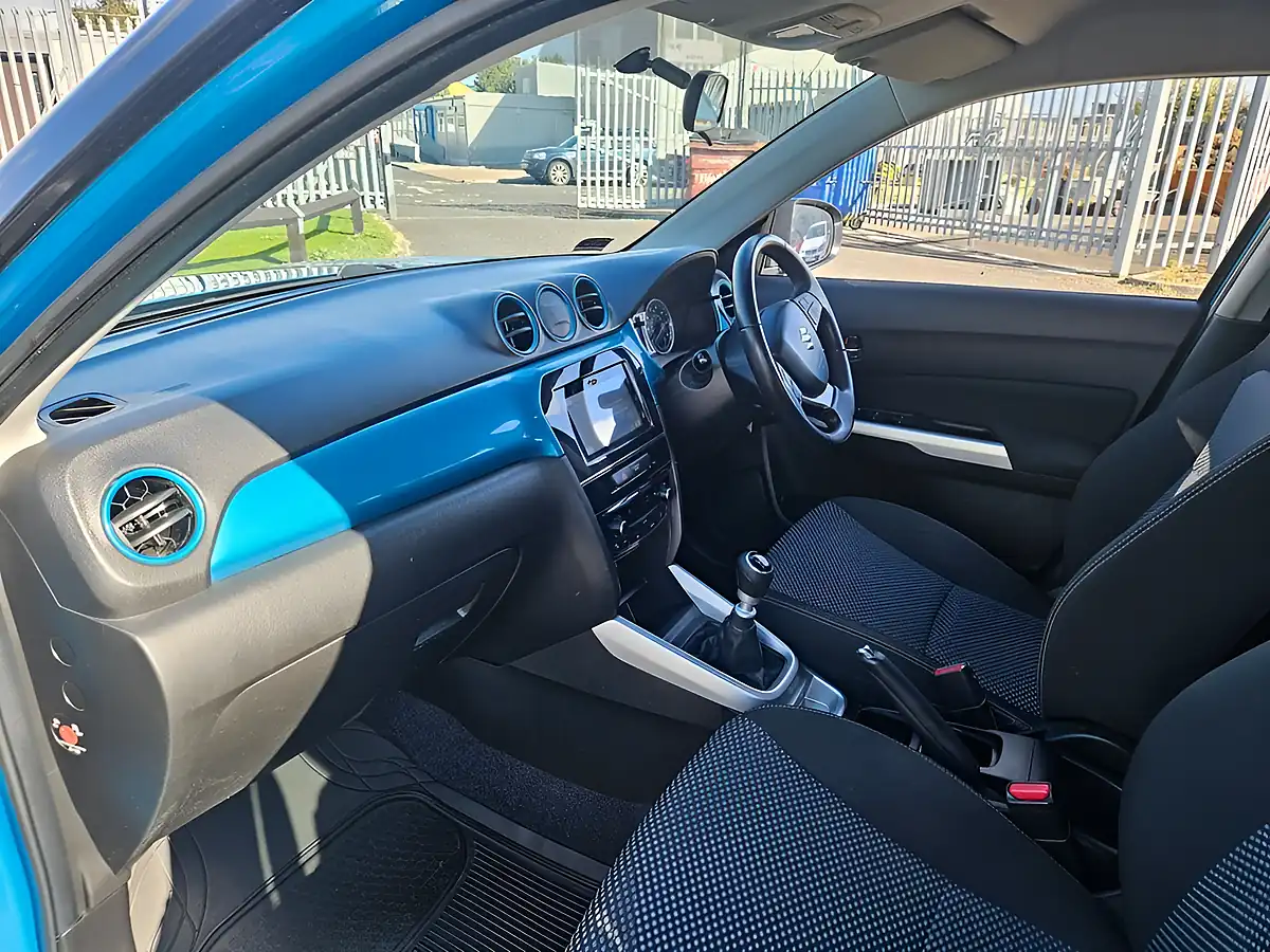 Used 2016 Suzuki Vitara Sz-T Blue - Interior and Exterior details 13