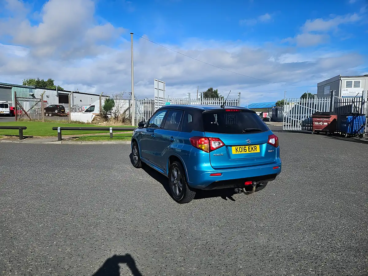 Used 2016 Suzuki Vitara Sz-T Blue - Interior and Exterior details 6