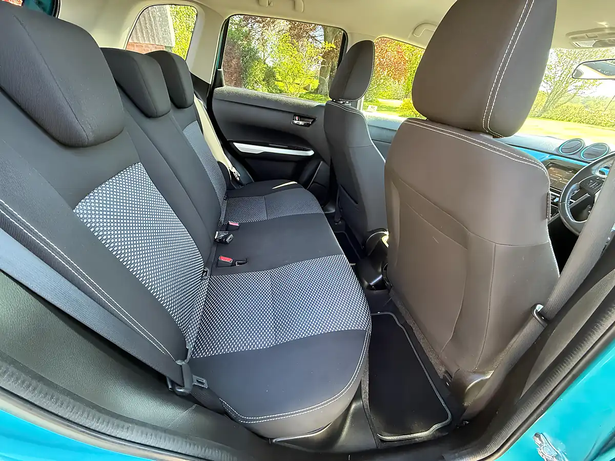Used 2016 Suzuki Vitara Sz-T Turquoise - Interior and Exterior details 15
