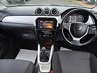 Used 2016 Suzuki Vitara Sz-T White - Interior and Exterior details 11