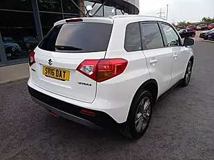Used 2016 Suzuki Vitara Sz-T White - Interior and Exterior details 9