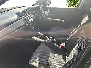 Used 2016 Suzuki Vitara SZ4 Black - Interior and Exterior details 11