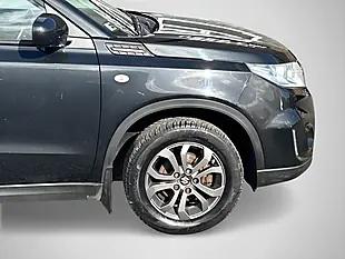 Used 2016 Suzuki Vitara SZ4 Black - Interior and Exterior details 13