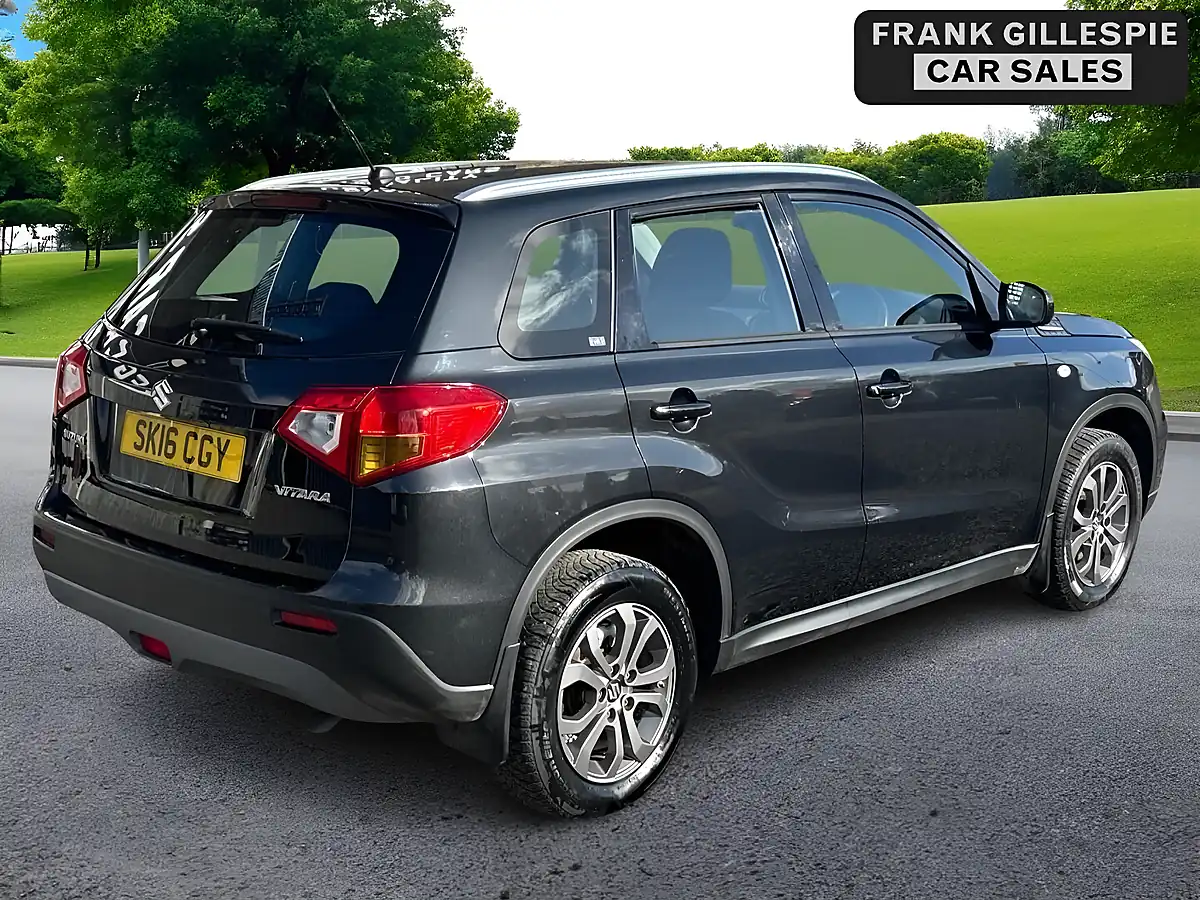 Used 2016 Suzuki Vitara SZ4 Black - Interior and Exterior details 8
