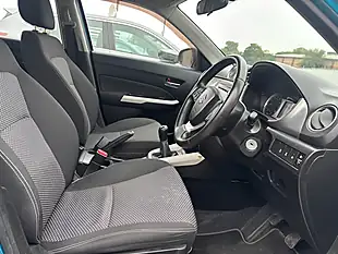 Used 2016 Suzuki Vitara SZ4 Blue - Interior and Exterior details 10