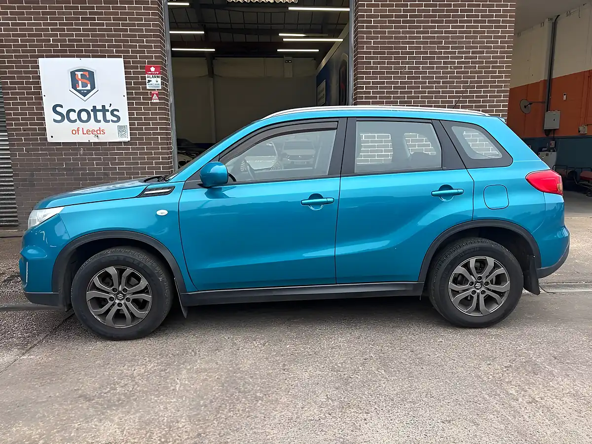 Used 2016 Suzuki Vitara SZ4 Blue - Interior and Exterior details 4