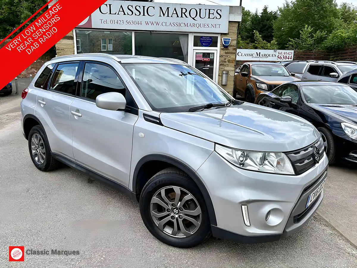 Used 2016 Suzuki Vitara SZ4 Silver - Front View