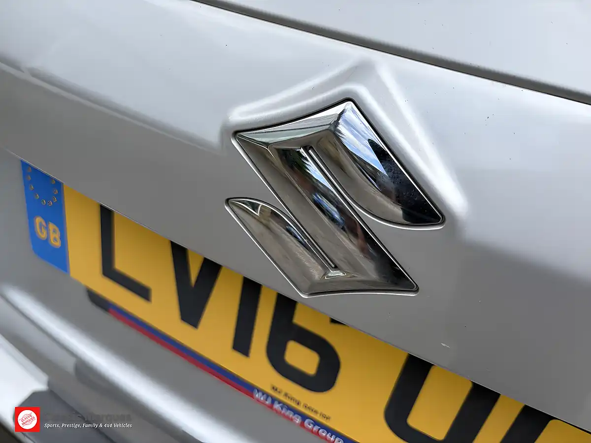 Used 2016 Suzuki Vitara SZ4 Silver - Interior and Exterior details 10