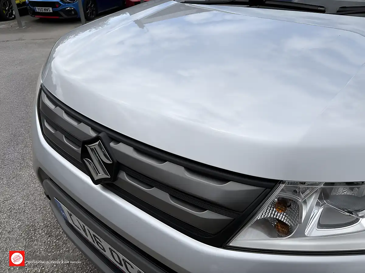 Used 2016 Suzuki Vitara SZ4 Silver - Interior and Exterior details 12