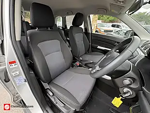 Used 2016 Suzuki Vitara SZ4 Silver - Interior and Exterior details 14
