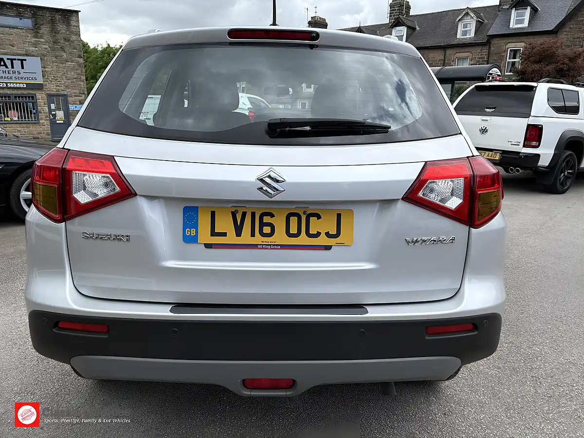 Used 2016 Suzuki Vitara SZ4 Silver - Interior and Exterior details 9