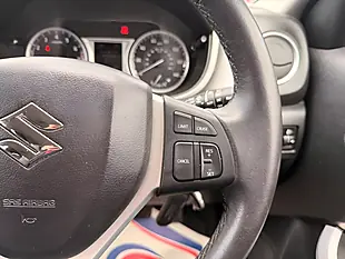 Used 2016 Suzuki Vitara SZ4 Silver - Interior and Exterior details 18
