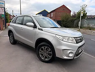 Used 2016 Suzuki Vitara SZ4 Silver - Interior and Exterior details 4