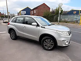 Used 2016 Suzuki Vitara SZ4 Silver - Interior and Exterior details 5