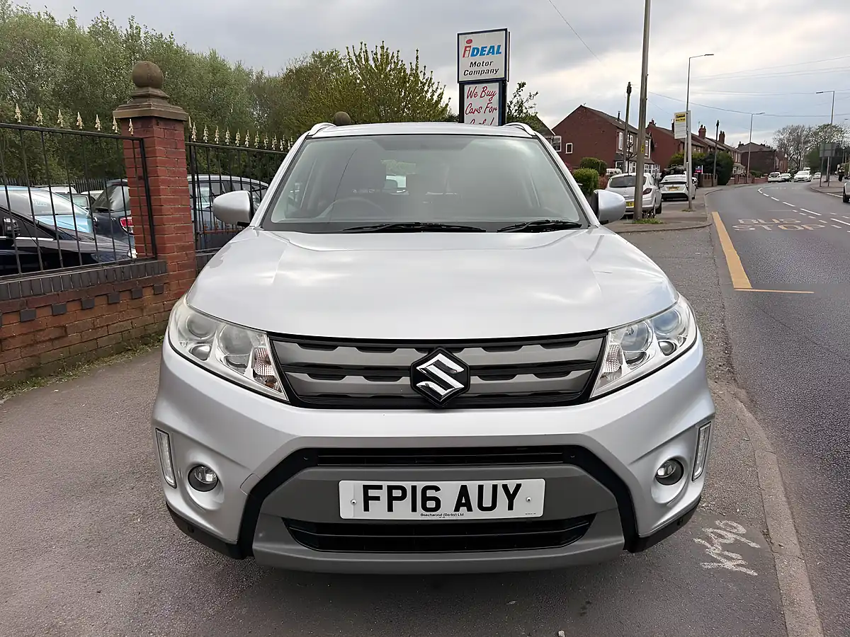 Used 2016 Suzuki Vitara SZ4 Silver - Interior and Exterior details 8