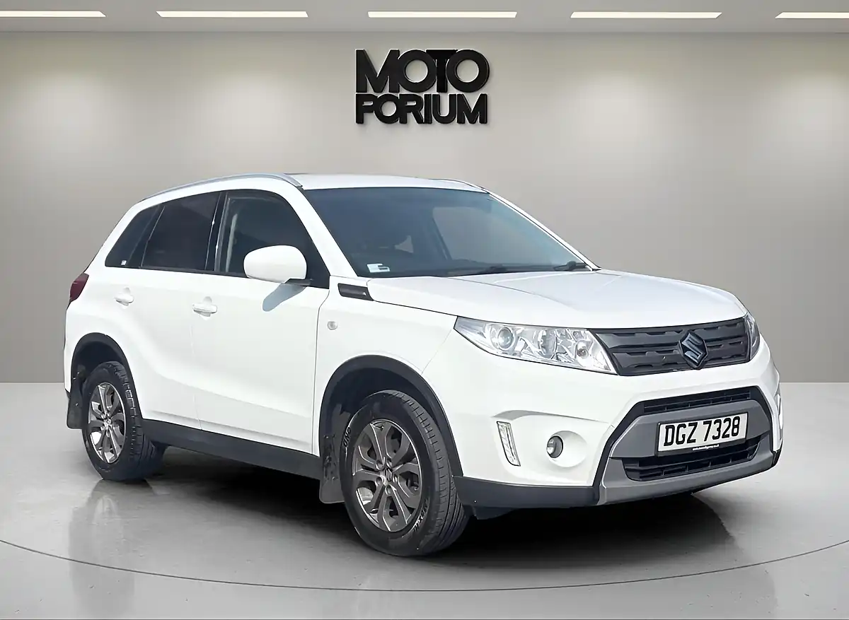 Used 2016 Suzuki Vitara SZ4 White - Front View