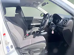 Used 2016 Suzuki Vitara SZ4 White - Interior and Exterior details 14