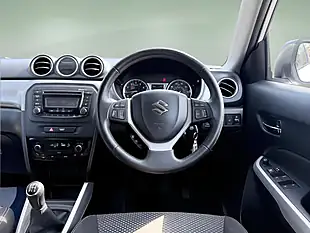 Used 2016 Suzuki Vitara SZ4 White - Interior and Exterior details 18