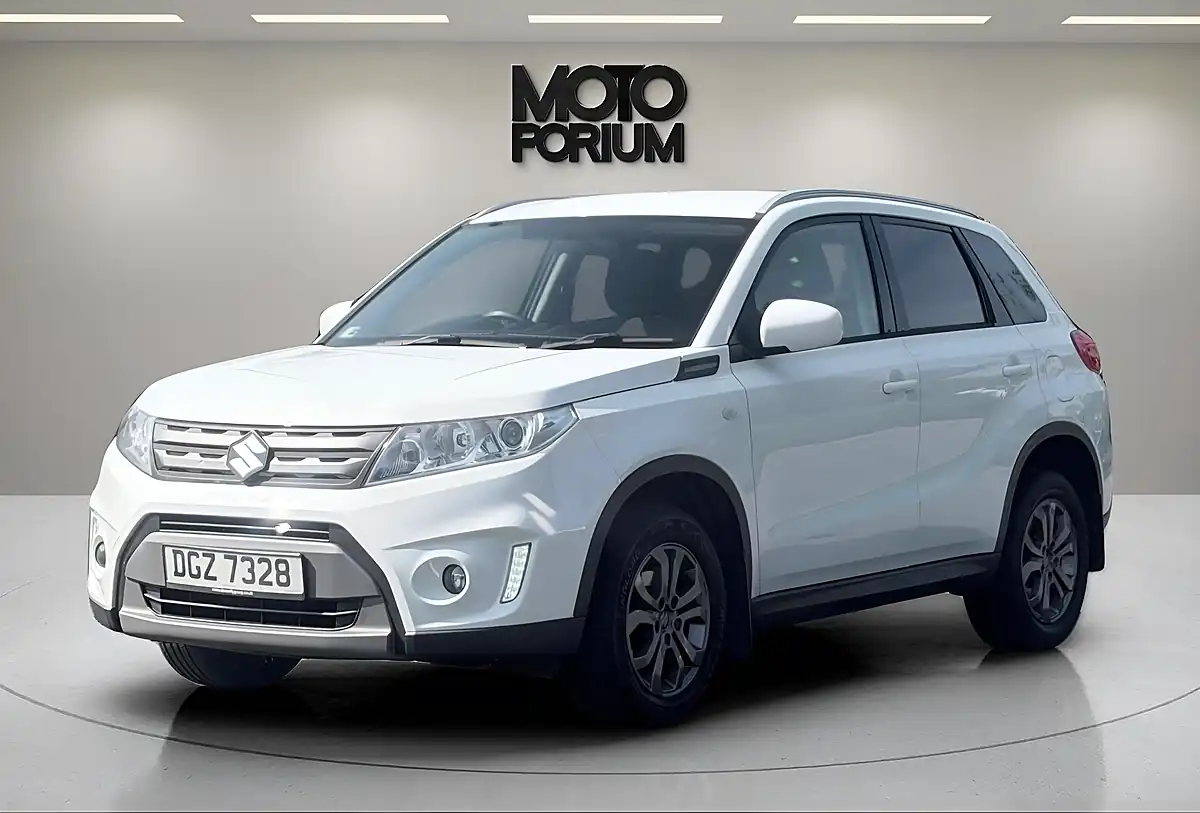 Used 2016 Suzuki Vitara SZ4 White - Interior and Exterior details 3