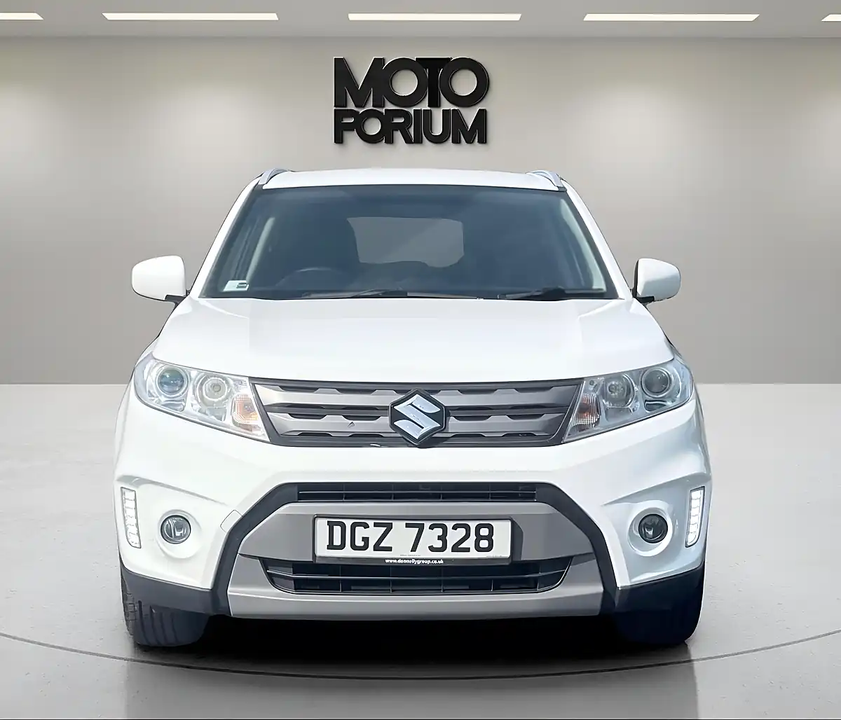 Used 2016 Suzuki Vitara SZ4 White - Interior and Exterior details 6