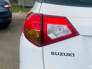 Used 2016 Suzuki Vitara SZ4 White - Interior and Exterior details 5