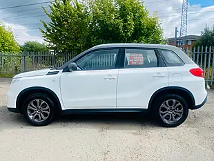 Used 2016 Suzuki Vitara SZ4 White - Interior and Exterior details 9