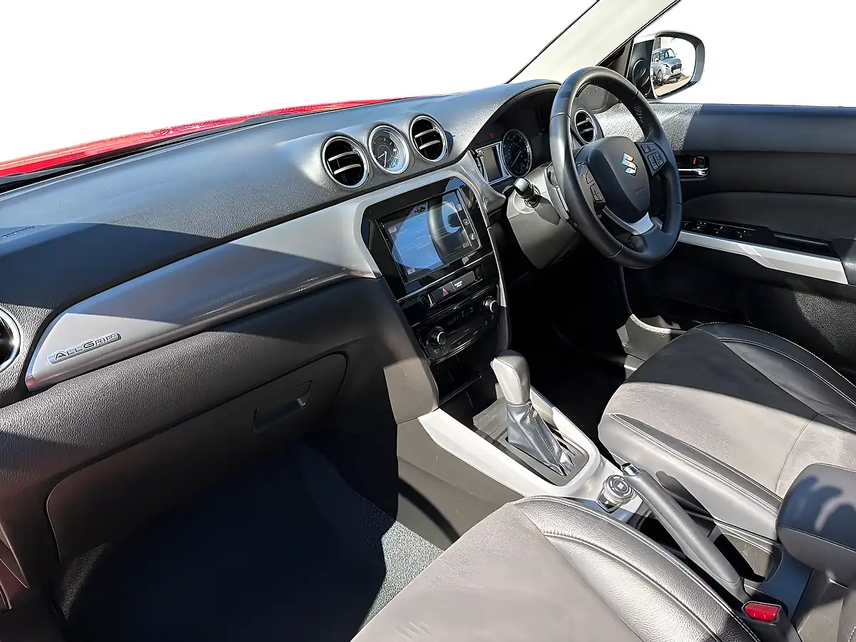 Used 2016 Suzuki Vitara SZ5 Red - Interior and Exterior details 12