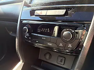 Used 2016 Suzuki Vitara SZ5 Red - Interior and Exterior details 14