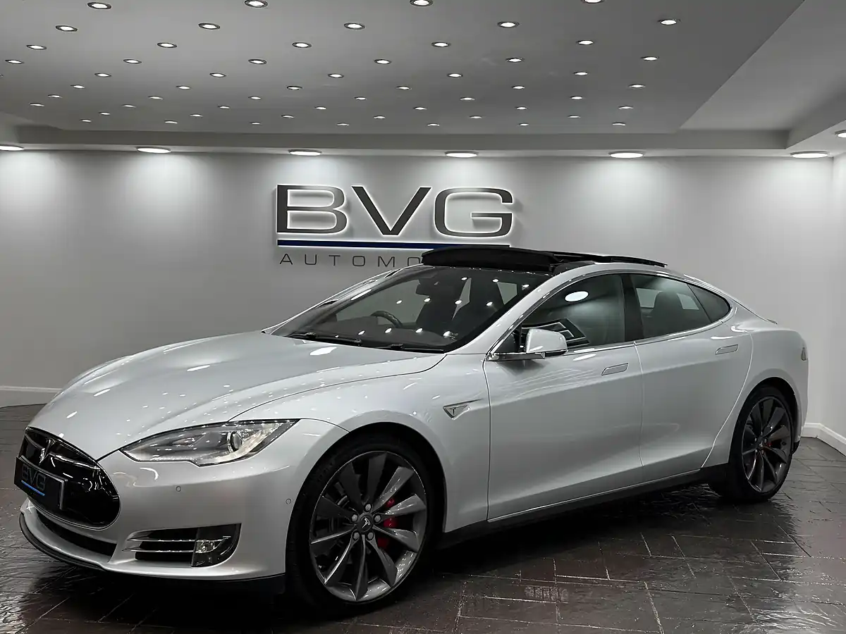 Used 2016 Tesla Model S Silver - Interior and Exterior details 5