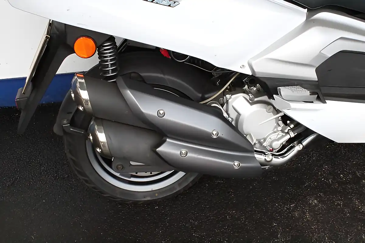 Used 2016 Tgb X-Motion White - Interior and Exterior details 15