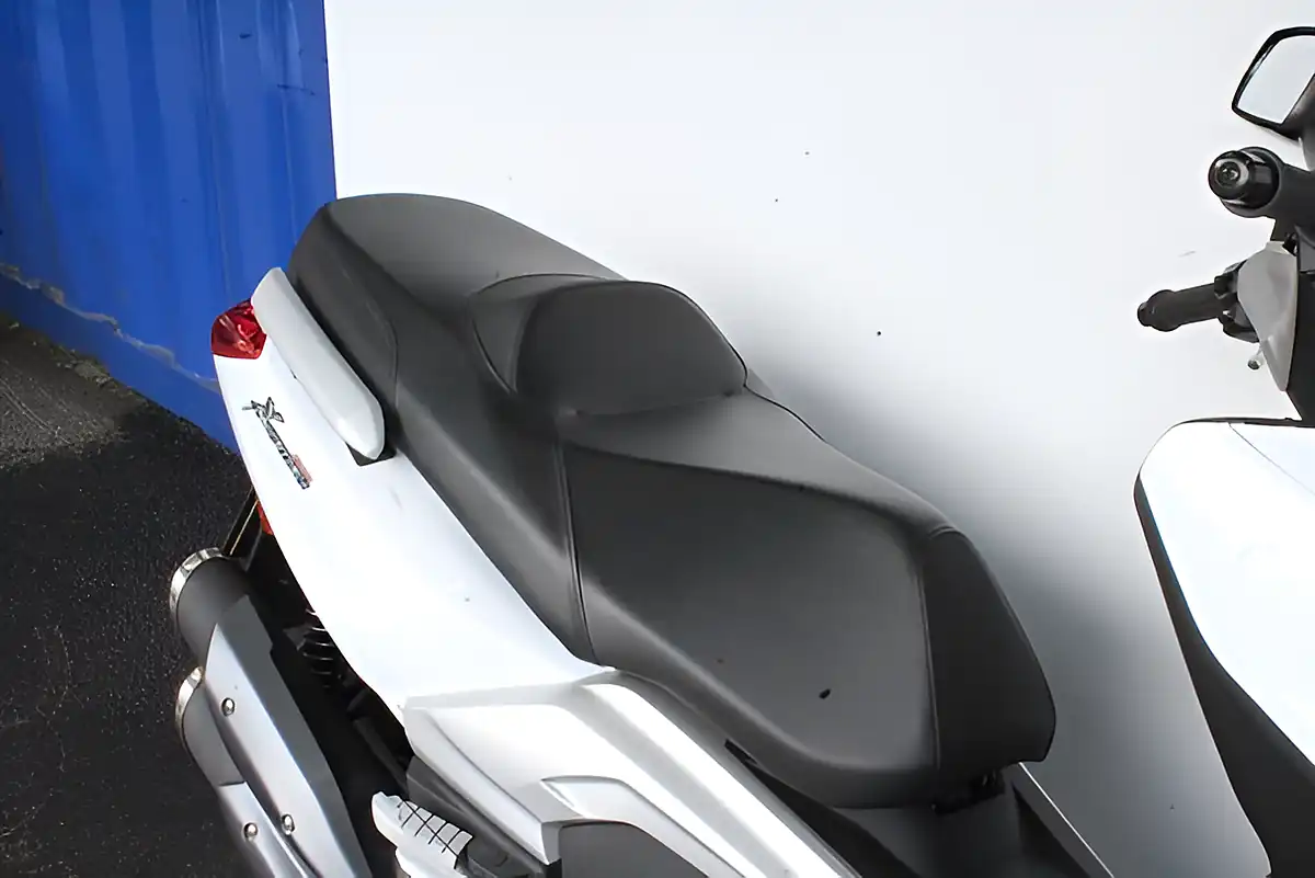 Used 2016 Tgb X-Motion White - Interior and Exterior details 18